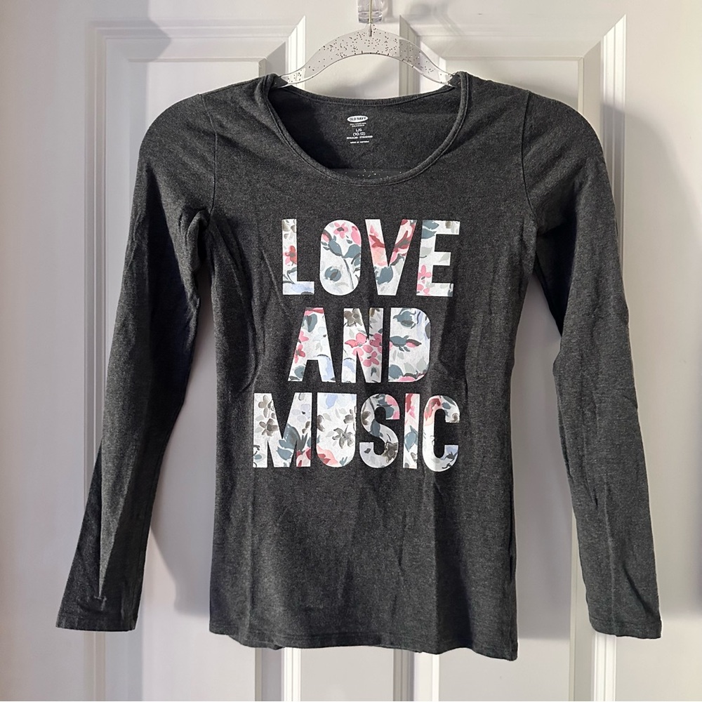 Old Navy Charcoal Kids Love and Music Long Sleeve Tee